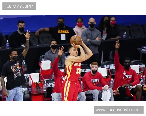 效率很高！吉迪上半场7投5中砍下14+9 许尔特5中4砍下11分