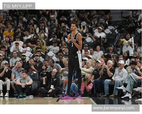 NBA彩经：湖人擒下老鹰 太阳再胜快船 76人击退猛龙 开拓者灭热火